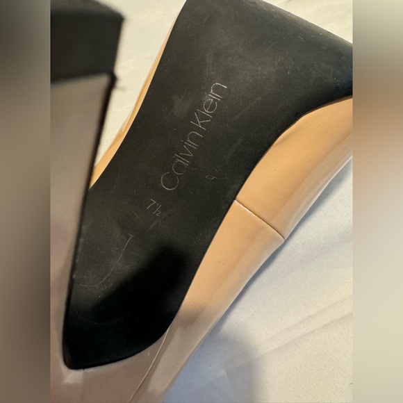 Calvin Klein Dress Shoes - Picture 4 of 5